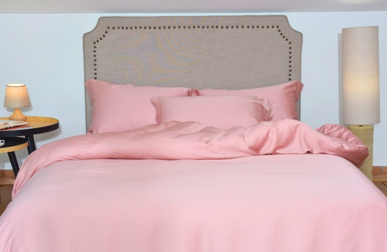 Pink bamboo sateen duvet cover