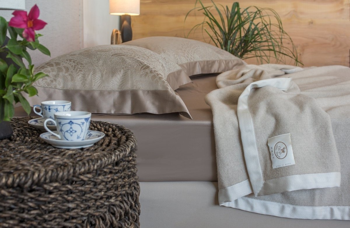 Nobilis duet , Cashmere and silke plaider Nobilis duet , Cashmere and silke plaider