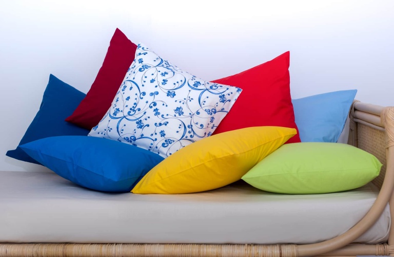Купить декоративные подушки для дивана в интернет-магазине ИКЕА - IKEA